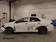 ✅ 2010 Toyota Corolla • VIN: 1NXBU4EE8AZ213695 • Лот: 43648648. Опубликован ранее на IAAI с пробегом 256 094 миль. Бесплатный доступ к архиву аукционных продаж из США и подробный отчёт об истории автомобиля на DreamBid. Изображение 14.