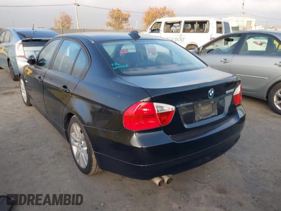 ✅ 2006 BMW 3 Series 325i • VIN: WBAVB13566PT24581 • Lot: 43918633. Listed on IAAI with 242,324 mi. Free auction sales archive from the USA and detailed vehicle history report at DreamBid. Image 6.