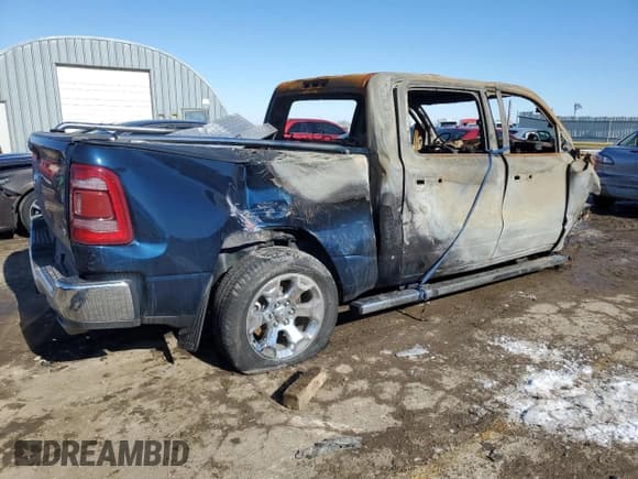 ✅ 2023 Ram 1500 Big Horn • VIN: 1C6SRFFT4PN539776 • Lot: 86526354. Wystawiony na Copart z przebiegiem Nie podano. Bezpłatny archiwum sprzedaży aukcyjnych z USA i szczegółowy raport historii pojazdu na DreamBid. Zdjęcie 3.