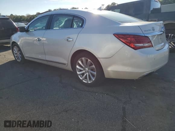 ✅ 2014 Buick LaCrosse Leather • VIN: 1G4GB5G33EF220979 • Lot: 84990715. Wystawiony na Copart z przebiegiem 101 421 mil. Bezpłatny archiwum sprzedaży aukcyjnych z USA i szczegółowy raport historii pojazdu na DreamBid. Zdjęcie 2.