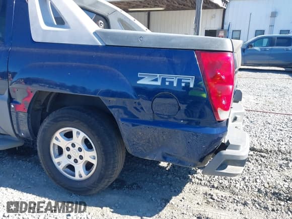 ✅ 2002 Chevrolet Avalanche • VIN: 3GNEC13T42G213662 • Лот: 43697954. Опубликован ранее на IAAI с пробегом 372 765 миль. Бесплатный доступ к архиву аукционных продаж из США и подробный отчёт об истории автомобиля на DreamBid. Изображение 6.