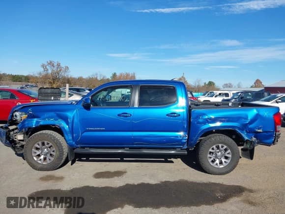 ✅ 2016 Toyota Tacoma TRD Off Road • VIN: 3TMCZ5AN2GM033969 • Лот: 43616040. Опубликован ранее на IAAI с пробегом 100 890 миль. Бесплатный доступ к архиву аукционных продаж из США и подробный отчёт об истории автомобиля на DreamBid. Изображение 15.