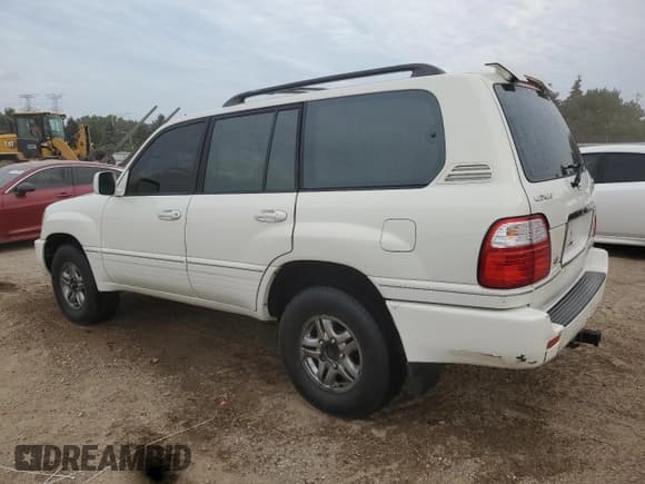 ✅ 2002 Lexus LX 470 • VIN: JTJHT00W523515167 • Lot: 65754945. Listed on Copart with 189,647 mi. Free auction sales archive from the USA and detailed vehicle history report at DreamBid. Image 2.