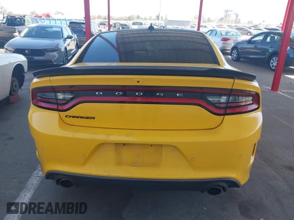 ✅ 2017 Dodge Charger R/T • VIN: 2C3CDXCT9HH528857 • Lot: 43277786. Listed on IAAI with 98,353 mi. Free auction sales archive from the USA and detailed vehicle history report at DreamBid. Image 17.