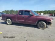 ✅ 2000 Dodge Dakota • VIN: 1B7GL22X4YS800439 • Lot: 56103745. Wystawiony na Copart z przebiegiem Nie podano. Bezpłatny archiwum sprzedaży aukcyjnych z USA i szczegółowy raport historii pojazdu na DreamBid. Zdjęcie 4.