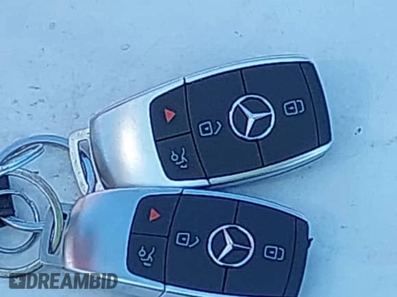 2025 Mercedes-Benz CLA 250 с VIN W1K5J4GB5SN515637, выставлен на аукционе IAAI как лот 41966730 с пробегом 3 606 миль миль и . История ставок и продаж доступна на DreamBid. Изображение 11.