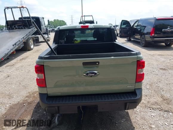 ✅ 2024 Ford Maverick XL • VIN: 3FTTW8B90RRA63750 • Lot: 42751332. Listed on IAAI with 16,199 mi. Free auction sales archive from the USA and detailed vehicle history report at DreamBid. Image 16.