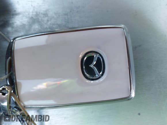 ✅ 2020 Mazda CX-30 Select • VIN: 3MVDMACLXLM101645 • Lot: 43662494. Listed on IAAI with 49,560 mi. Free auction sales archive from the USA and detailed vehicle history report at DreamBid. Image 11.