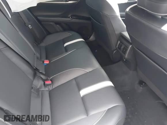 2025 Toyota Camry LE с VIN 4T1DAACK4SU646117, выставлен на аукционе IAAI как лот 43436064 с пробегом 2 741 миль миль и . История ставок и продаж доступна на DreamBid. Изображение 8.