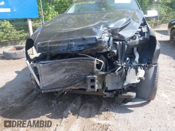 ✅ 2015 GMC Terrain SLT • VIN: 2GKFLSE32F6381435 • Lot: 42454787. Listed on IAAI with 120,000 mi. Free auction sales archive from the USA and detailed vehicle history report at DreamBid. Image 6.