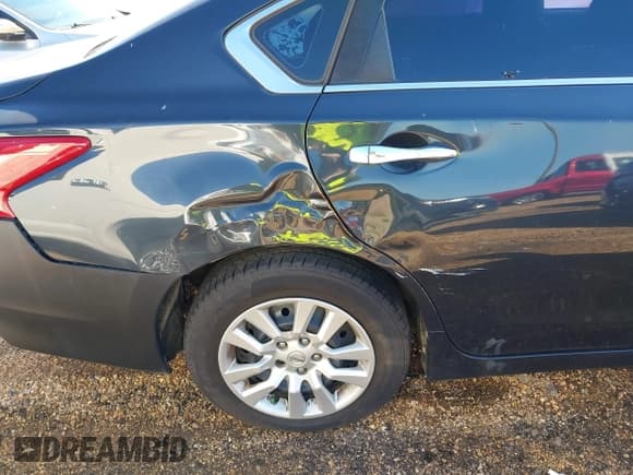 ✅ 2016 Nissan Altima S • VIN: 1N4AL3AP2GN342982 • Lot: 43166231. Listed on IAAI with 85,973 mi. Free auction sales archive from the USA and detailed vehicle history report at DreamBid. Image 19.