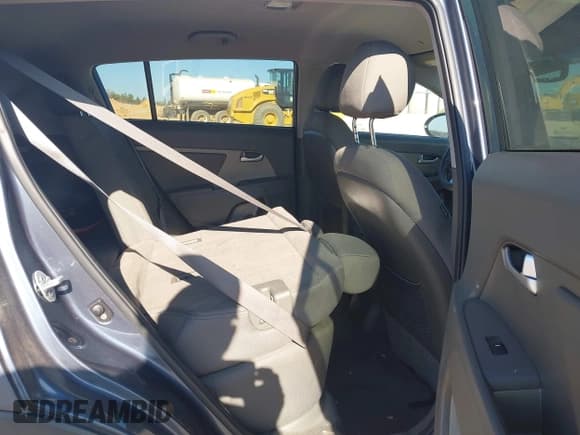 ✅ 2012 Kia Sportage LX • VIN: KNDPB3A2XC7250223 • Lot: 43672517. Listed on IAAI with 158,773 mi. Free auction sales archive from the USA and detailed vehicle history report at DreamBid. Image 8.