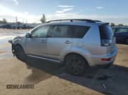 ✅ 2010 Mitsubishi Outlander SE • VIN: JA4AS3AWXAZ006866 • Lot: 80201025. Listed on Copart with 156,925 mi. Free auction sales archive from the USA and detailed vehicle history report at DreamBid. Image 2.