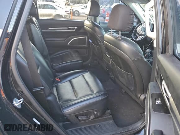 ✅ 2022 Kia Telluride S • VIN: 5XYP64HC5NG242187 • Lot: 94362425. Listed on Copart with Not provided. Free auction sales archive from the USA and detailed vehicle history report at DreamBid. Image 11.