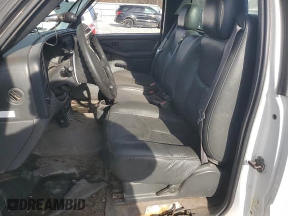 ✅ 2006 Chevrolet Silverado 1500 Work Truck • VIN: 3GCEC14X56G160857 • Лот: 81805704. Опубликован ранее на Copart с пробегом Не указан. Бесплатный доступ к архиву аукционных продаж из США и подробный отчёт об истории автомобиля на DreamBid. Изображение 7.