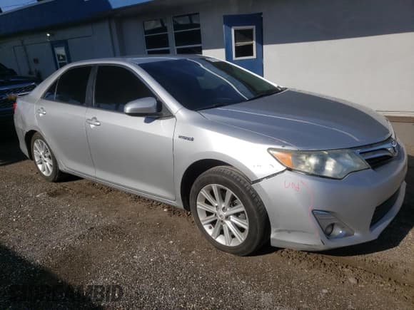 ✅ 2013 Toyota Camry XLE • VIN: 4T1BD1FK2DU069312 • Lot: 82121935. Listed on Copart with 286,562 mi. Free auction sales archive from the USA and detailed vehicle history report at DreamBid. Image 4.