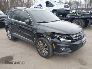 ✅ 2012 Volkswagen Tiguan S • VIN: WVGAV7AX0CW535983 • Лот: 43781179. Опубликован ранее на IAAI с пробегом 170 320 миль. Бесплатный доступ к архиву аукционных продаж из США и подробный отчёт об истории автомобиля на DreamBid. Изображение 1.