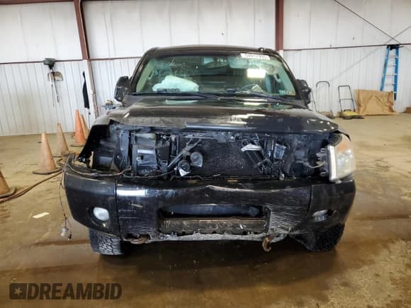 ✅ 2015 Nissan Titan SL • VIN: 1N6AA0ECXFN504360 • Lot: 54917955. Wystawiony na Copart z przebiegiem Nie podano. Bezpłatny archiwum sprzedaży aukcyjnych z USA i szczegółowy raport historii pojazdu na DreamBid. Zdjęcie 5.