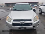 ✅ 2010 Toyota RAV4 Limited • VIN: 2T3YK4DV0AW007277 • Лот: 41518501. Опубликован ранее на IAAI с пробегом 208 927 миль. Бесплатный доступ к архиву аукционных продаж из США и подробный отчёт об истории автомобиля на DreamBid. Изображение 12.