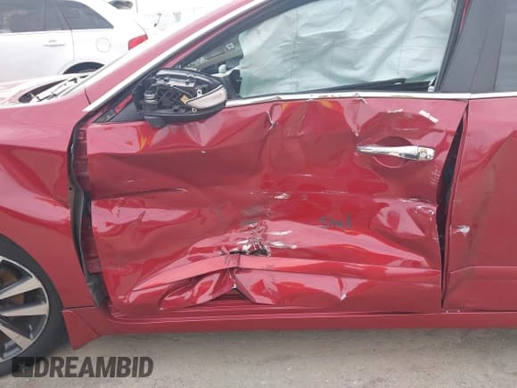 ✅ 2017 Nissan Altima SL • VIN: 1N4AL3AP5HC165809 • Lot: 43716767. Listed on IAAI with 76,381 mi. Free auction sales archive from the USA and detailed vehicle history report at DreamBid. Image 6.