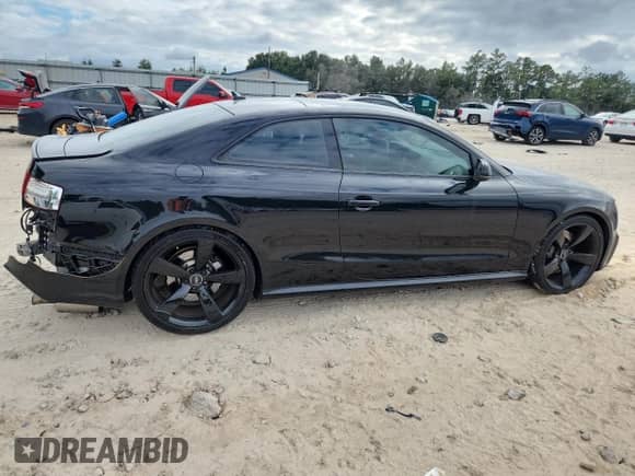 ✅ 2013 Audi RS 5 • VIN: WUAC6AFR3DA900112 • Lot: 81105915. Listed on Copart with 56,936 mi. Free auction sales archive from the USA and detailed vehicle history report at DreamBid. Image 3.