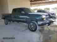 2005 Chevrolet Silverado 1500 LS z VIN 2GCEC19T751155138, wystawiony jako Copart lot #87061145 z przebiegiem 293 274 mil mil oraz Szkoda całkowita • Salvage title. Historia ofert i sprzedaży dostępna na DreamBid. Obrazek 4.