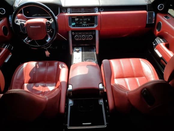 ✅ 2017 Land Rover Range Rover • VIN: SALGV5FE5HA348245 • Lot: 67020295. Listed on Copart with 64,912 mi. Free auction sales archive from the USA and detailed vehicle history report at DreamBid. Image 8.