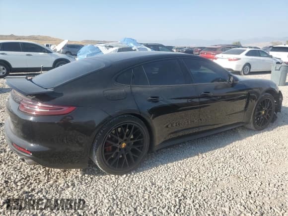 ✅ 2017 Porsche Panamera Turbo • VIN: WP0AF2A73HL152598 • Lot: 66929435. Listed on Copart with 72,235 mi. Free auction sales archive from the USA and detailed vehicle history report at DreamBid. Image 3.