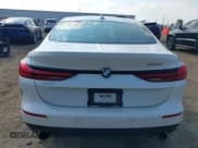 ✅ 2022 BMW 2 Series 228i • VIN: WBA53AK01N7K13261 • Lot: 42998411. Wystawiony na IAAI z przebiegiem 50 040 mil. Bezpłatny archiwum sprzedaży aukcyjnych z USA i szczegółowy raport historii pojazdu na DreamBid. Zdjęcie 17.