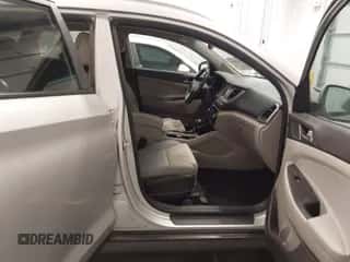 2016 Hyundai Tucson Sport с VIN KM8J3CA24GU221063, выставлен на аукционе IAAI как лот 43416908 с пробегом 98 039 миль миль и . История ставок и продаж доступна на DreamBid. Изображение 5.