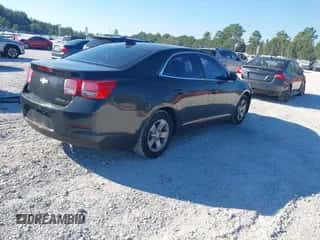 2015 Chevrolet Malibu LS z VIN 1G11A5SL2FF151426, wystawiony jako IAAI lot #43445584 z przebiegiem 113 382 mil mil oraz . Historia ofert i sprzedaży dostępna na DreamBid. Obrazek 4.