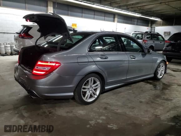 ✅ 2013 Mercedes-Benz C 300 Luxury • VIN: WDDGF8AB9DR253045 • Lot: 86886085. Listed on Copart with 88,735 mi. Free auction sales archive from the USA and detailed vehicle history report at DreamBid. Image 3.