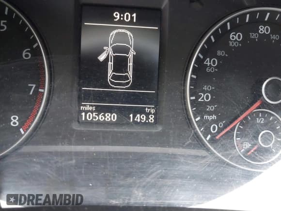 ✅ 2012 Volkswagen Passat SE • VIN: 1VWBP7A30CC073455 • Lot: 42720979. Listed on IAAI with 105,680 mi. Free auction sales archive from the USA and detailed vehicle history report at DreamBid. Image 7.