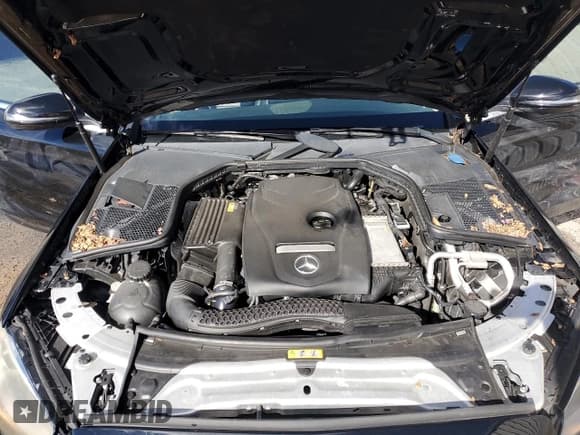 ✅ 2018 Mercedes-Benz C 300 • VIN: WDDWF4JB4JR311188 • Lot: 90039015. Listed on Copart with 110,536 mi. Free auction sales archive from the USA and detailed vehicle history report at DreamBid. Image 11.