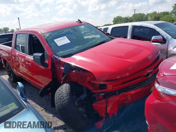 ✅ 2022 Chevrolet Silverado 1500 RST • VIN: 1GCUYEED5NZ131690 • Лот: 37353243. Опубликован ранее на IAAI с пробегом 11 938 миль. Бесплатный доступ к архиву аукционных продаж из США и подробный отчёт об истории автомобиля на DreamBid. Изображение 1.