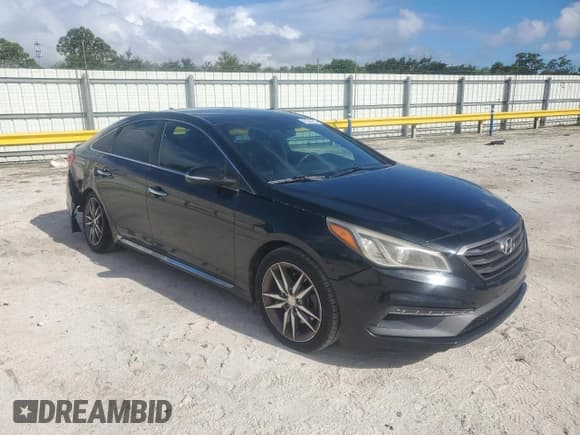 ✅ 2015 Hyundai Sonata Sport • VIN: 5NPE34AB6FH102726 • Lot: 81548055. Wystawiony na Copart z przebiegiem 166 859 mil. Bezpłatny archiwum sprzedaży aukcyjnych z USA i szczegółowy raport historii pojazdu na DreamBid. Zdjęcie 4.