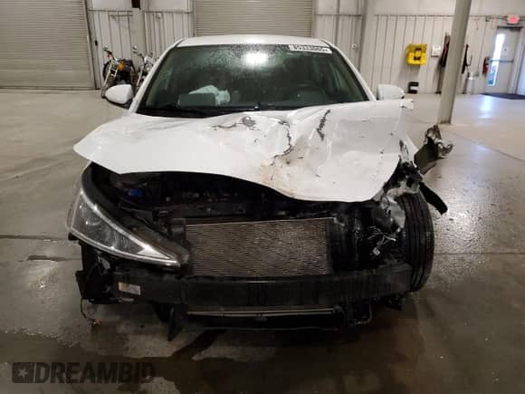 ✅ 2019 Hyundai Elantra SEL • VIN: 5NPD84LF5KH418173 • Лот: 85333065. Опубликован ранее на Copart с пробегом 70 534 миль. Бесплатный доступ к архиву аукционных продаж из США и подробный отчёт об истории автомобиля на DreamBid. Изображение 5.