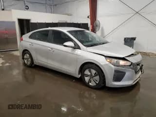 ✅ 2017 Hyundai Ioniq Blue • VIN: KMHC65LC0HU032297 • Lot: 43731455. Wystawiony na Copart z przebiegiem 119 789 mil. Bezpłatny archiwum sprzedaży aukcyjnych z USA i szczegółowy raport historii pojazdu na DreamBid. Zdjęcie 4.