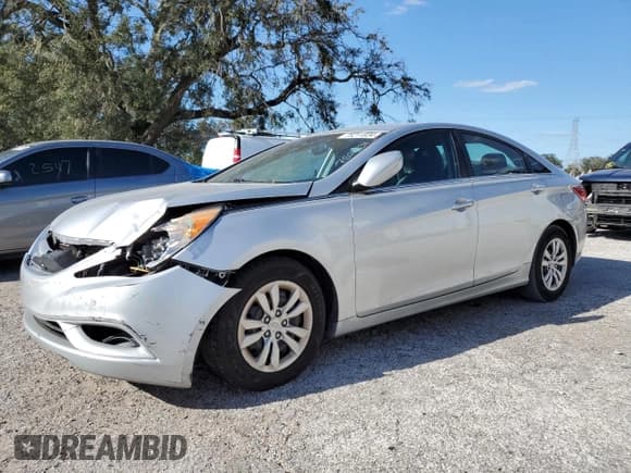 ✅ 2013 Hyundai Sonata GLS • VIN: 5NPEB4AC9DH550628 • Lot: 75211834. Listed on Copart with 111,101 mi. Free auction sales archive from the USA and detailed vehicle history report at DreamBid. Image 1.