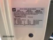 ✅ 2010 GMC Acadia SLT2 • VIN: 1GKLRNEDXAJ121131 • Lot: 68453404. Listed on Copart with 130,828 mi. Free auction sales archive from the USA and detailed vehicle history report at DreamBid. Image 13.