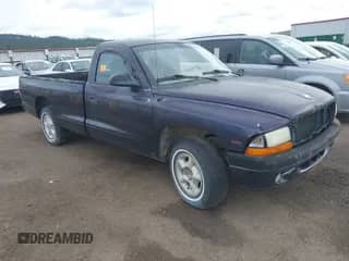1998 Dodge Dakota z VIN 1B7FL26P1WS634271, wystawiony jako IAAI lot #42277189 z przebiegiem 146 985 mil mil oraz . Historia ofert i sprzedaży dostępna na DreamBid. Obrazek 1.