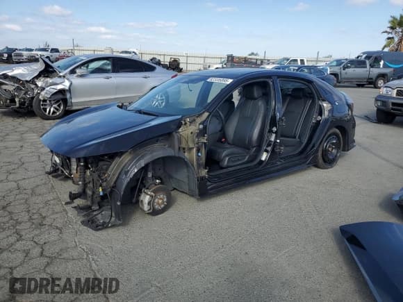 ✅ 2017 Honda Civic Sport Touring • VIN: SHHFK7H92HU425425 • Лот: 82335895. Опубликован ранее на Copart с пробегом 66 655 миль. Бесплатный доступ к архиву аукционных продаж из США и подробный отчёт об истории автомобиля на DreamBid. Изображение 1.