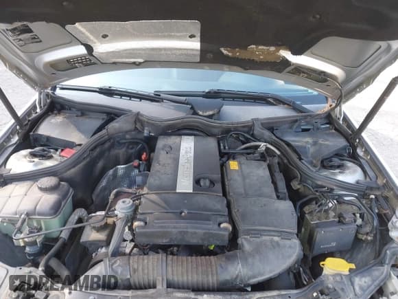 ✅ 2004 Mercedes-Benz C 230 Kompressor • VIN: WDBRF40J34A641986 • Lot: 43184046. Wystawiony na IAAI z przebiegiem 198 381 mil. Bezpłatny archiwum sprzedaży aukcyjnych z USA i szczegółowy raport historii pojazdu na DreamBid. Zdjęcie 10.