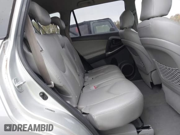 ✅ 2007 Toyota RAV4 Limited • VIN: JTMZD31VX75036086 • Lot: 43575701. Listed on IAAI with 253,833 mi. Free auction sales archive from the USA and detailed vehicle history report at DreamBid. Image 8.