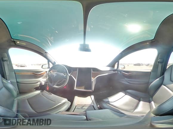 ✅ 2018 Tesla Model X 75D • VIN: 5YJXCDE27JF113132 • Lot: 80289885. Wystawiony na Copart z przebiegiem Nie podano. Bezpłatny archiwum sprzedaży aukcyjnych z USA i szczegółowy raport historii pojazdu na DreamBid. Zdjęcie 14.