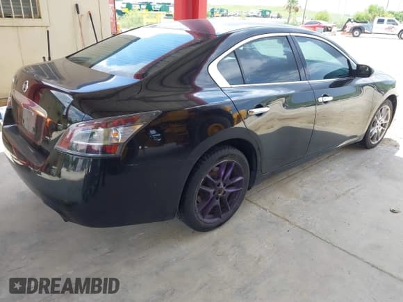 ✅ 2014 Nissan Maxima SV • VIN: 1N4AA5APXEC437106 • Lot: 42772603. Wystawiony na IAAI z przebiegiem 146 678 mil. Bezpłatny archiwum sprzedaży aukcyjnych z USA i szczegółowy raport historii pojazdu na DreamBid. Zdjęcie 4.