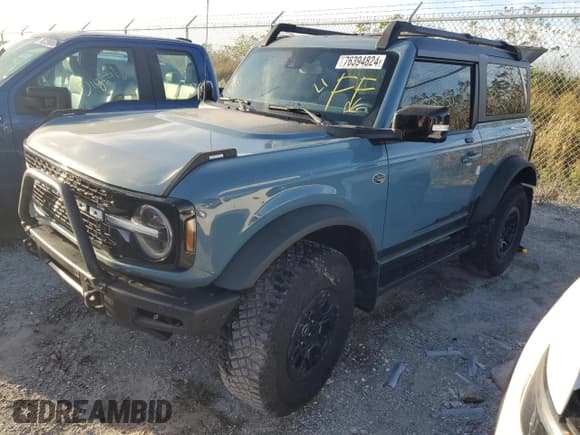 ✅ 2021 Ford Bronco • VIN: 1FMDE5CP5MLA66892 • Лот: 76394824. Опубликован ранее на Copart с пробегом 28 750 миль. Бесплатный доступ к архиву аукционных продаж из США и подробный отчёт об истории автомобиля на DreamBid. Изображение 1.