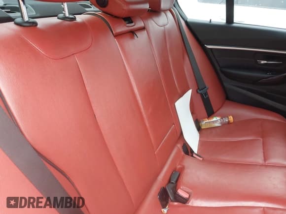 ✅ 2017 BMW 3 Series 330i xDrive • VIN: WBA8D9C37HA004969 • Лот: 43471821. Опубликован ранее на IAAI с пробегом 63 341 миль. Бесплатный доступ к архиву аукционных продаж из США и подробный отчёт об истории автомобиля на DreamBid. Изображение 8.