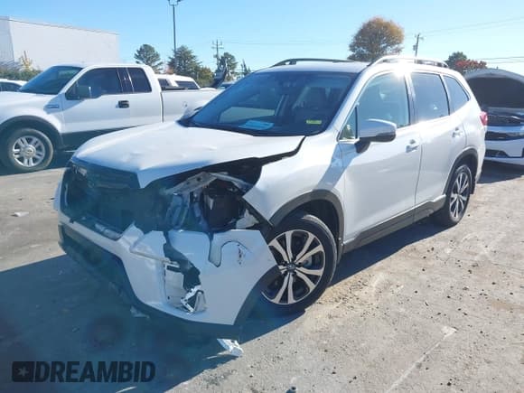 ✅ 2023 Subaru Forester Limited • VIN: JF2SKAPC7PH539544 • Lot: 43662056. Listed on IAAI with 33,827 mi. Free auction sales archive from the USA and detailed vehicle history report at DreamBid. Image 6.