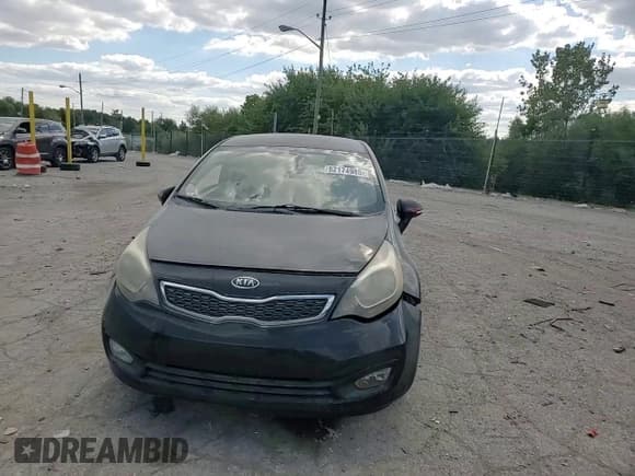 ✅ 2012 Kia Rio EX • VIN: KNADN4A34C6077097 • Lot: 82174985. Listed on Copart with 137,513 mi. Free auction sales archive from the USA and detailed vehicle history report at DreamBid. Image 13.
